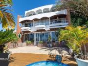 Casa / Sobrado para Venda em Porto Alegre/RS Vila...