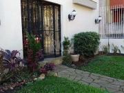 Casa / Sobrado para Venda em Porto Alegre/RS Vila...