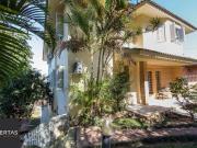 Casa / Sobrado para Venda em Porto Alegre/RS Vila...