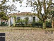 Casa / Sobrado para Venda em Porto Alegre/RS Vila...