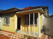 Casa / Sobrado para Venda em Porto Alegre/RS Vila...