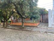 Casa / Sobrado para Venda em Porto Alegre/RS Vila...