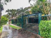 Casa / Sobrado para Venda em Porto Alegre/RS Vila...