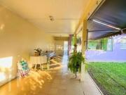 Casa / Sobrado para Venda em Porto Alegre/RS Vila...