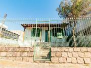 Casa / Sobrado para Venda em Porto Alegre/RS Vila...