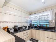 Casa / Sobrado para Venda em Porto Alegre/RS Vila...