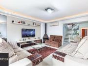 Casa / Sobrado para Venda em Porto Alegre/RS Vila...