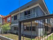 Casa / Sobrado para Venda em Porto Alegre/RS Vila...