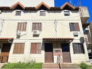 Casa / Sobrado para Venda em Porto Alegre/RS Vila Nova 2...