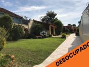 Casa / Sobrado para Venda em Porto Alegre/RS Vila Nova 2...