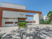 Casa / Sobrado para Venda em Porto Alegre/RS Vila Nova 4...