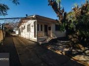 Casa / Sobrado para Venda em Porto Alegre/RS Vila Nova 6...