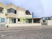 Casa / Sobrado para Venda em Porto Belo/SC Balneário...