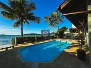 Casa / Sobrado para Venda em Porto Belo/SC Centro 4 Quartos