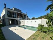 Casa / Sobrado para Venda em Porto Belo/SC Vila Nova 3...