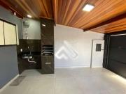 Casa / Sobrado para Venda em Pouso Alegre/MG Árvore...