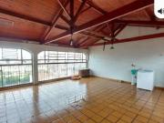 Casa / Sobrado para Venda em Pouso Alegre/MG Centro 6...