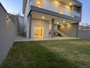 Casa / Sobrado para Venda em Pouso Alegre/MG Colinas de...