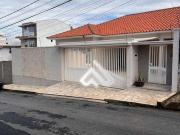 Casa / Sobrado para Venda em Pouso Alegre/MG Santa...