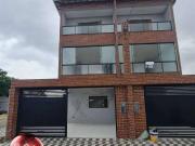 Casa / Sobrado para Venda em Praia Grande/SP Balneário...