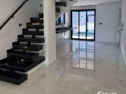 Casa / Sobrado para Venda em Praia Grande/SP Boqueirão 4...