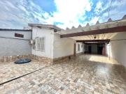 Casa / Sobrado para Venda em Praia Grande/SP Cidade...