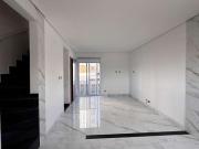 Casa / Sobrado para Venda em Praia Grande/SP Guilhermina...