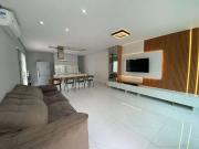 Casa / Sobrado para Venda em Praia Grande/SP Guilhermina...