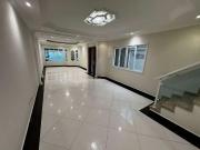 Casa / Sobrado para Venda em Praia Grande/SP Guilhermina...