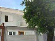 Casa / Sobrado para Venda em Praia Grande/SP Jardim...