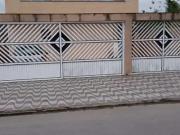 Casa / Sobrado para Venda em Praia Grande/SP Jardim...