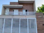 Casa / Sobrado para Venda em Praia Grande/SP Jardim...