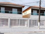 Casa / Sobrado para Venda em Praia Grande/SP...