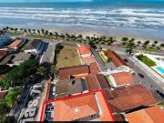 Casa / Sobrado para Venda em Praia Grande/SP Solemar 4...