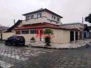 Casa / Sobrado para Venda em Praia Grande/SP Tupi 2 Quartos