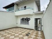 Casa / Sobrado para Venda em Praia Grande/SP Tupi 3 Quartos