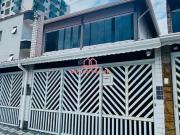 Casa / Sobrado para Venda em Praia Grande/SP Tupi 3 Quartos