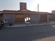 Casa / Sobrado para Venda em Praia Grande/SP Tupi 4 Quartos