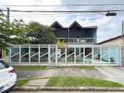 Casa / Sobrado para Venda em Praia Grande/SP Tupi 5 Quartos