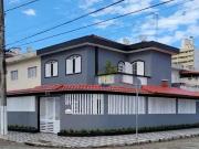 Casa / Sobrado para Venda em Praia Grande/SP Vila...