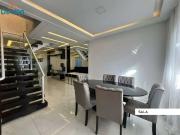 Casa / Sobrado para Venda em Praia Grande/SP Vila...