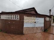 Casa / Sobrado para Venda em Praia Grande/SP Vila...