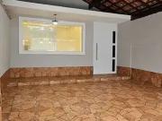 Casa / Sobrado para Venda em Praia Grande/SP Vila...