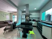 Casa / Sobrado para Venda em Praia Grande/SP Vila...