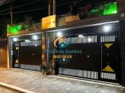 Casa / Sobrado para Venda em Praia Grande/SP Vilamar 3...