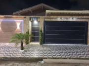 Casa / Sobrado para Venda em Praia Grande/SP Vilamar 4...