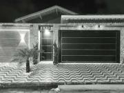 Casa / Sobrado para Venda em Praia Grande/SP Vilamar 4...