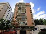 Casa / Sobrado para Venda em Recife/PE Casa Amarela 4...