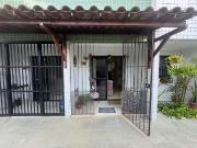 Casa / Sobrado para Venda em Recife/PE Cordeiro 3 Quartos