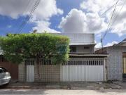 Casa / Sobrado para Venda em Recife/PE Cordeiro 6 Quartos